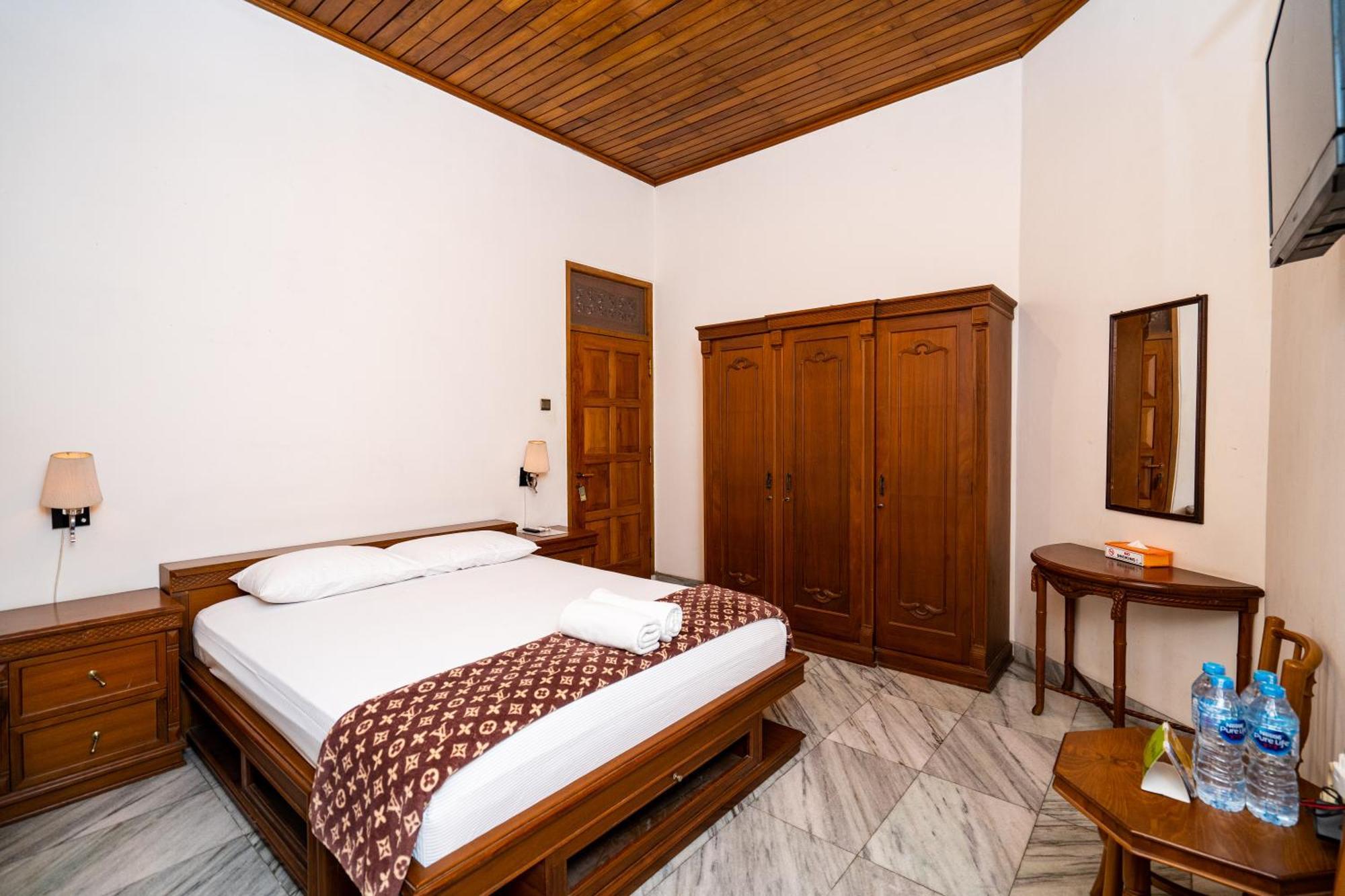 D Ajenk Boutique Guesthouse Kejayan Екстериор снимка