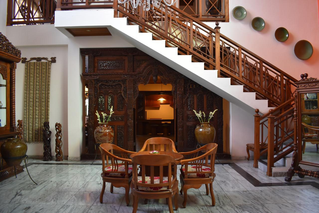 D Ajenk Boutique Guesthouse Kejayan Екстериор снимка