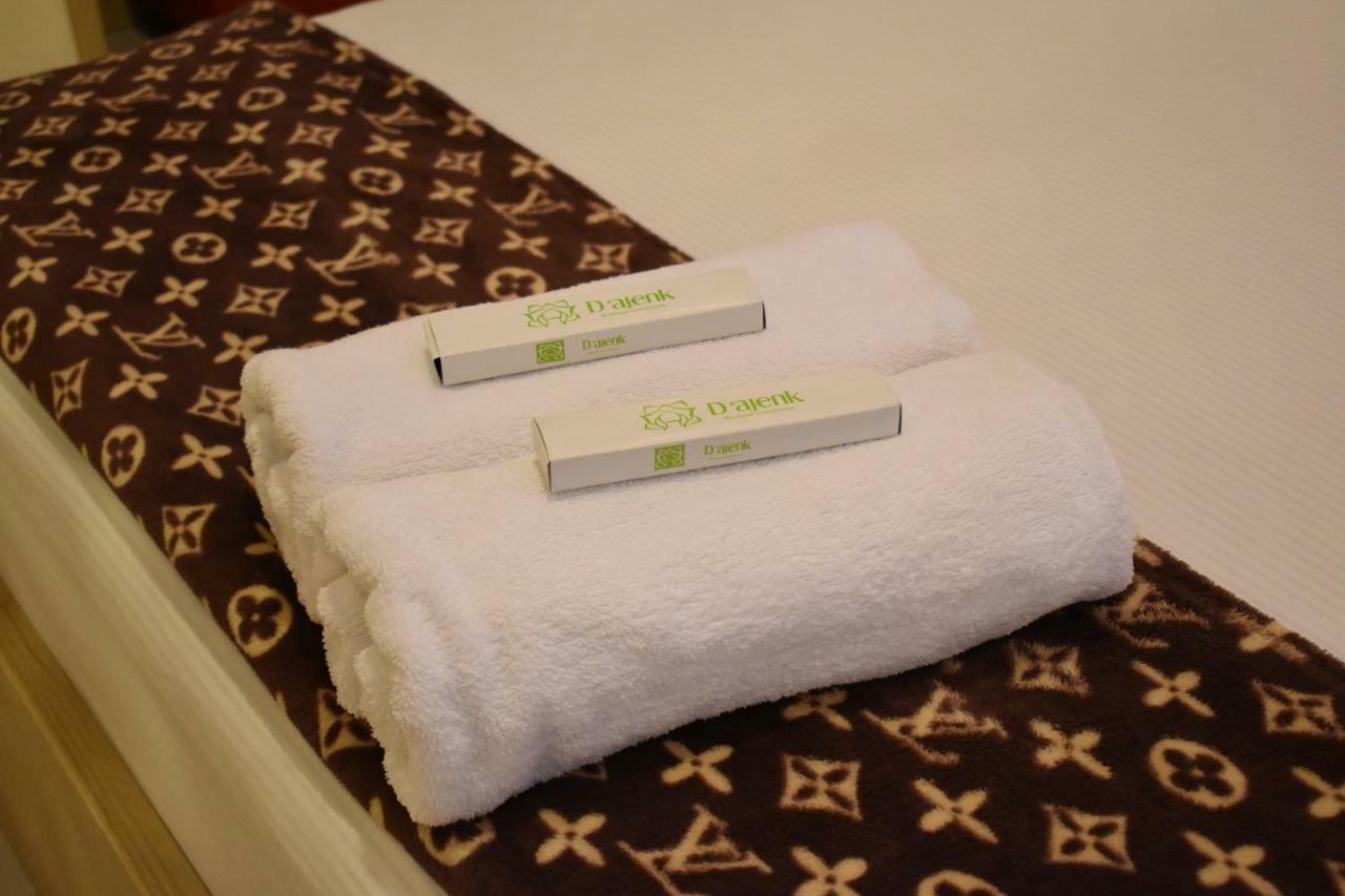 D Ajenk Boutique Guesthouse Kejayan Екстериор снимка